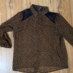 3 for 20 / Leopard Blouse with lace detail